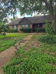 4410 Belle Glade Drive, Houston, TX 77018