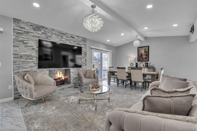 41893 Mary Kay Drive, Clinton Charter Township, MI 48038