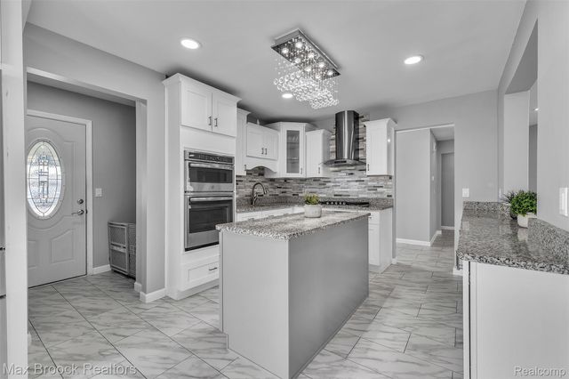 41893 Mary Kay Drive, Clinton Charter Township, MI 48038