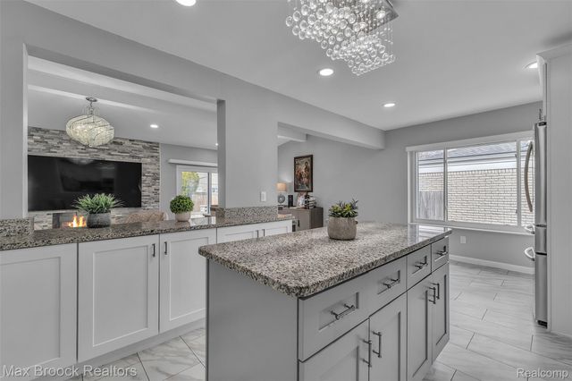 41893 Mary Kay Drive, Clinton Charter Township, MI 48038