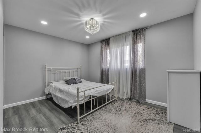 41893 Mary Kay Drive, Clinton Charter Township, MI 48038