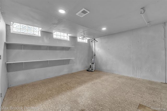 41893 Mary Kay Drive, Clinton Charter Township, MI 48038