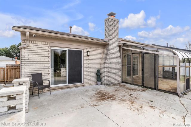 41893 Mary Kay Drive, Clinton Charter Township, MI 48038