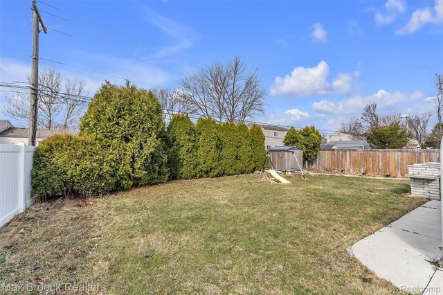 41893 Mary Kay Drive, Clinton Charter Township, MI 48038