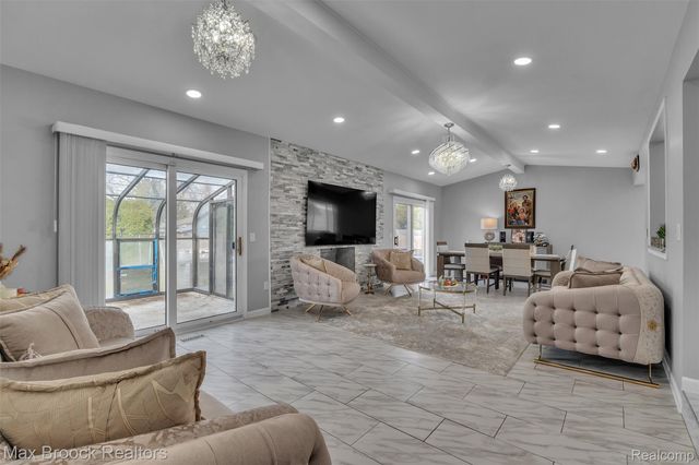 41893 Mary Kay Drive, Clinton Charter Township, MI 48038