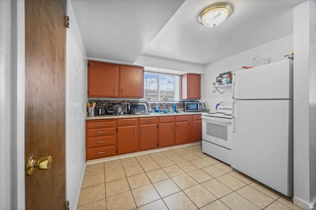 35 S 100 E, Pleasant Grove, UT 84062