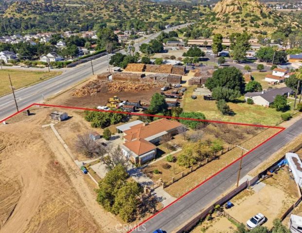 10721 Andora, Chatsworth, CA 91311