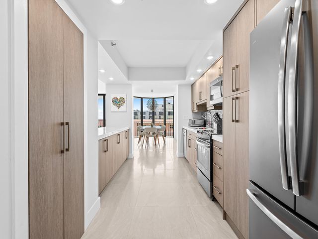 2917 S Ocean Boulevard 804, Highland Beach, FL 33487