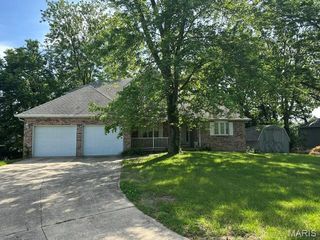 1364 Biscay Drive, Edwardsville, IL 62025
