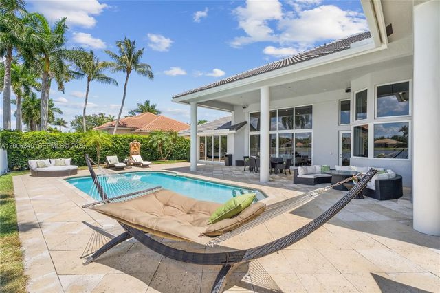 2942 Medinah, Weston, FL 33332