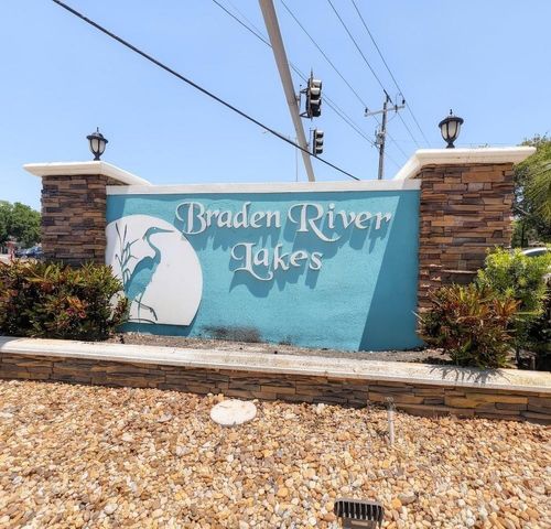 907 50TH STREET E, Bradenton, FL 34208