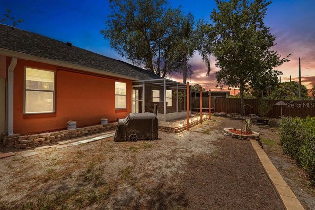 907 50TH STREET E, Bradenton, FL 34208