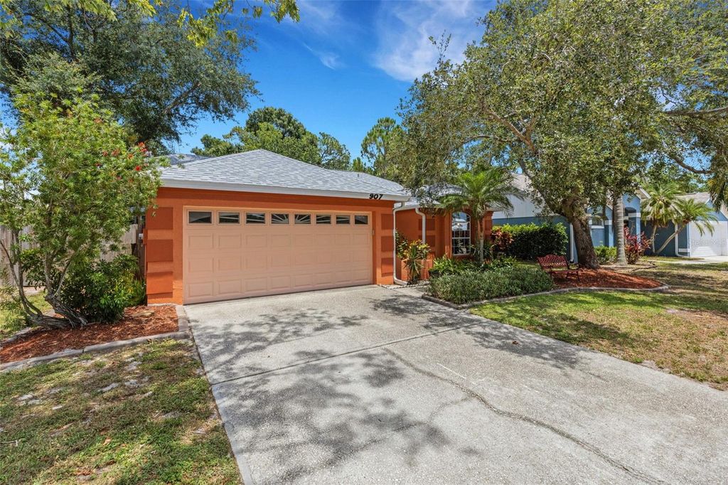 907 50TH STREET E, BRADENTON, FL 34208 — photo 2