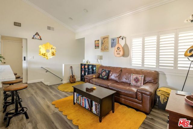 718 N Raymond Avenue 6, Pasadena, CA 91103