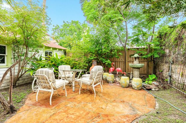 1619 Sealy Street, Galveston, TX 77550