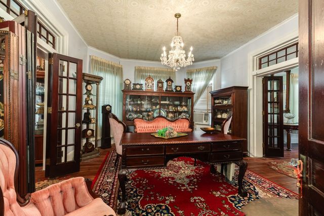 1619 Sealy Street, Galveston, TX 77550