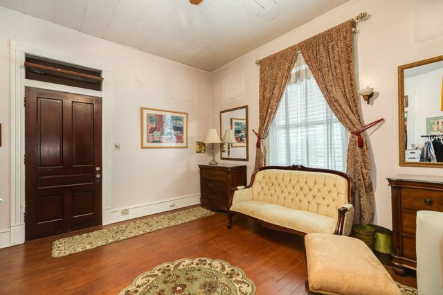 1619 Sealy Street, Galveston, TX 77550