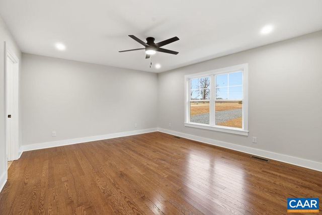 25911 N JAMES MADISON HWY, New Canton, VA 23123