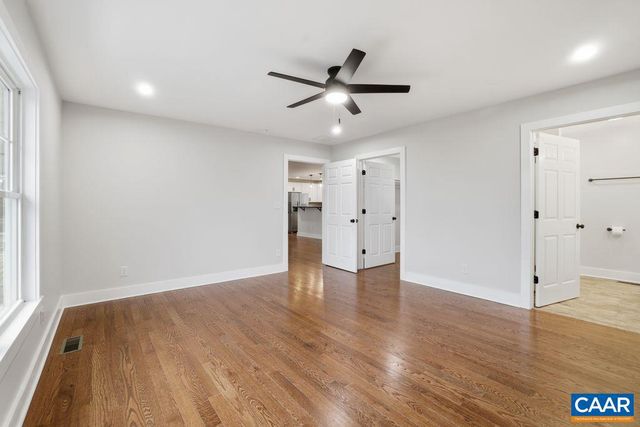 25911 N JAMES MADISON HWY, New Canton, VA 23123