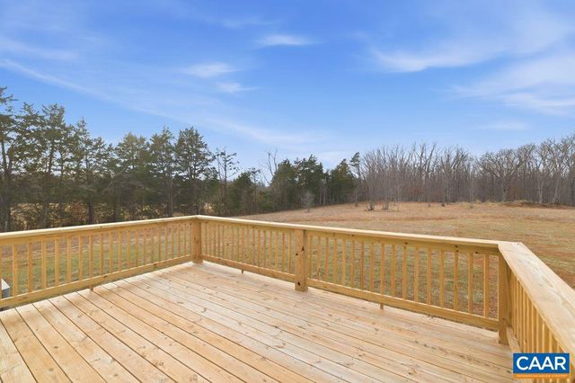 25911 N JAMES MADISON HWY, New Canton, VA 23123