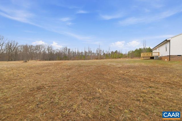 25911 N JAMES MADISON HWY, New Canton, VA 23123