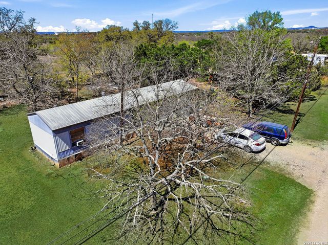 381 Chaparral, Bandera, TX 78003