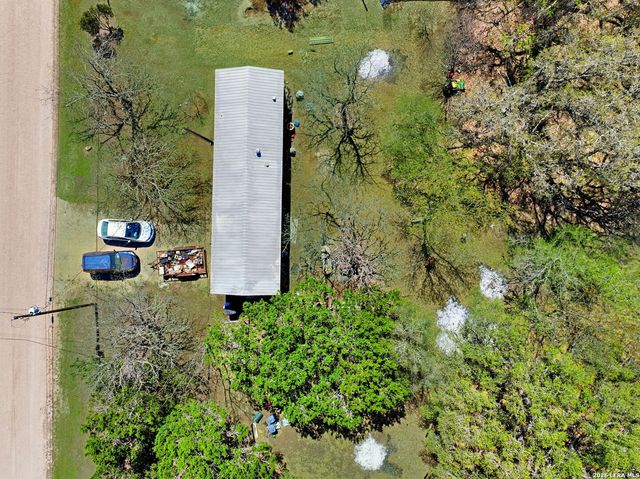 381 Chaparral, Bandera, TX 78003