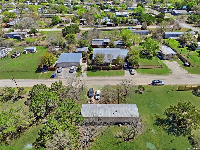 381 Chaparral, Bandera, TX 78003