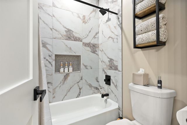 3012 Sea Pines Place, League City, TX 77573