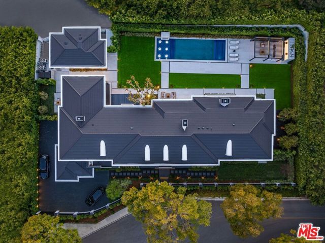 927 N Whittier Drive, Beverly Hills, CA 90210