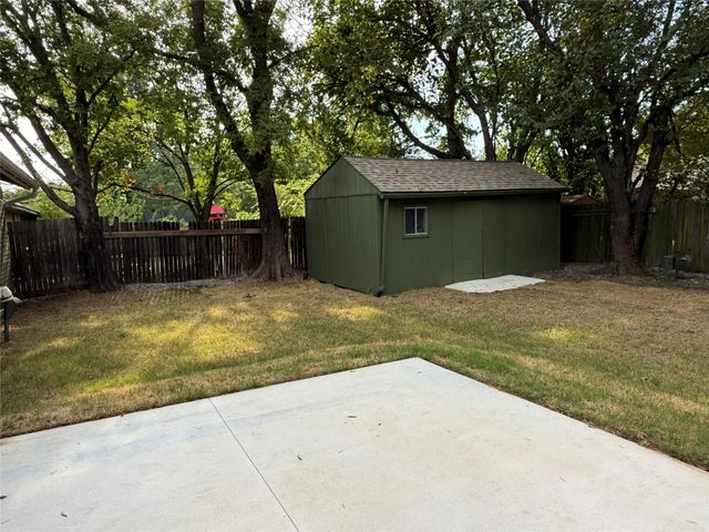 13812 E 33rd Street, Tulsa, OK 74134