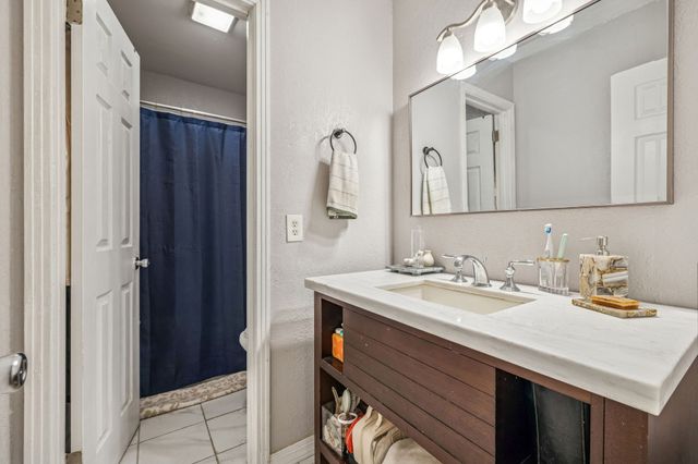 500 Paragon Mills Rd Apt E6, Nashville, TN 37211