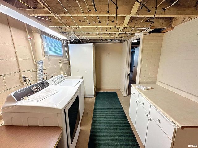 2325 38TH Street, Rock Island, IL 61201