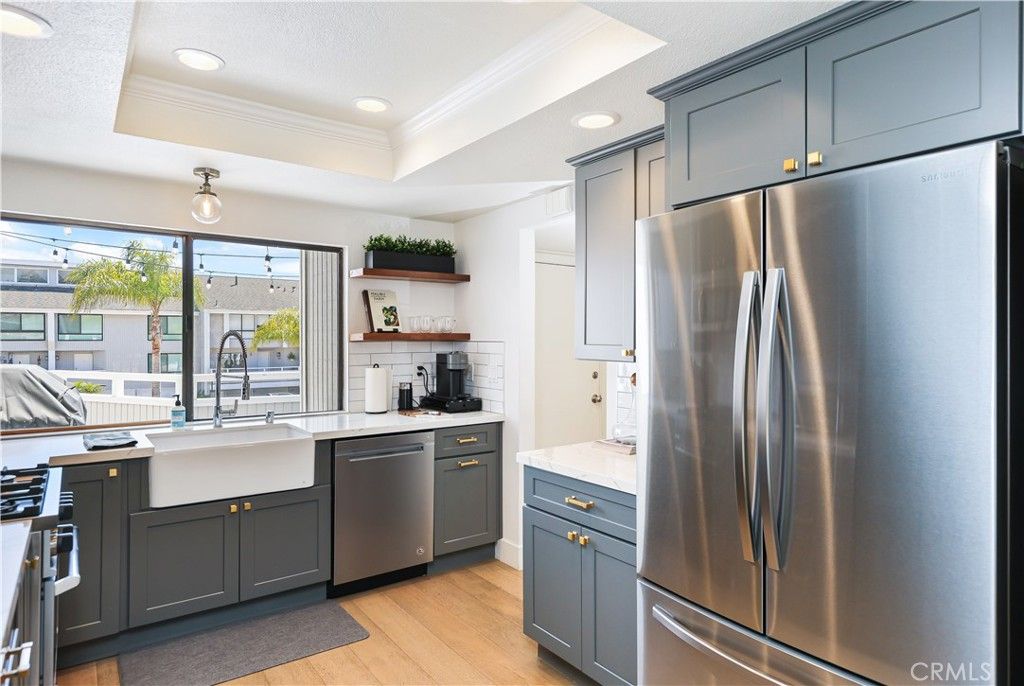 Image 14 of property listing at 10 Ima Loa Court, Newport Beach, CA 92663