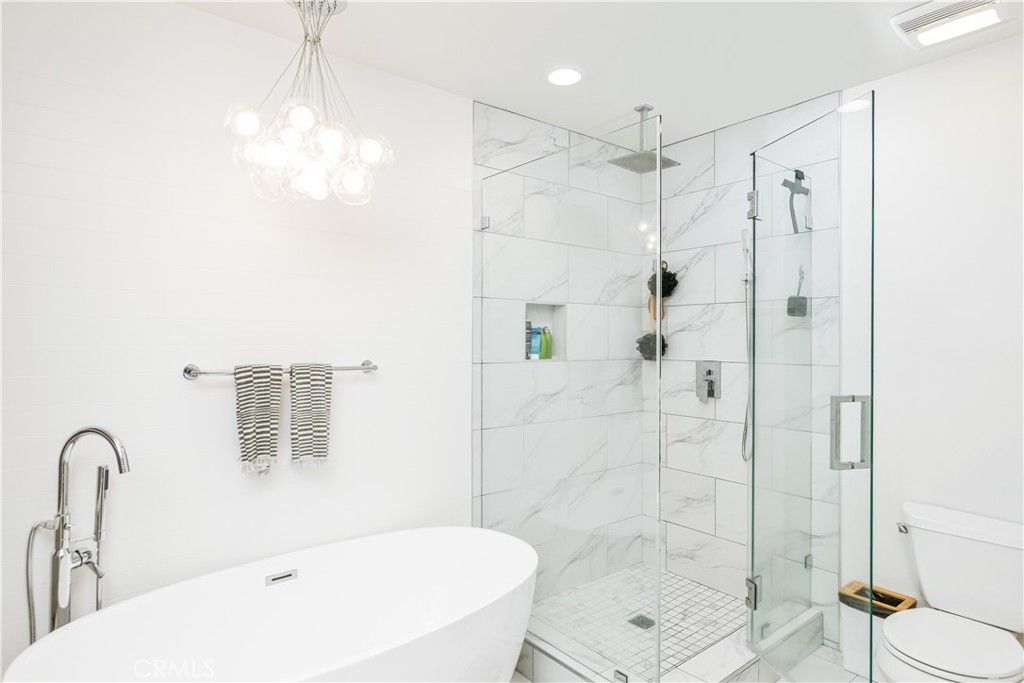 Image 23 of property listing at 10 Ima Loa Court, Newport Beach, CA 92663