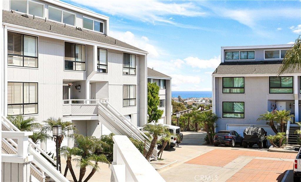 Image 37 of property listing at 10 Ima Loa Court, Newport Beach, CA 92663