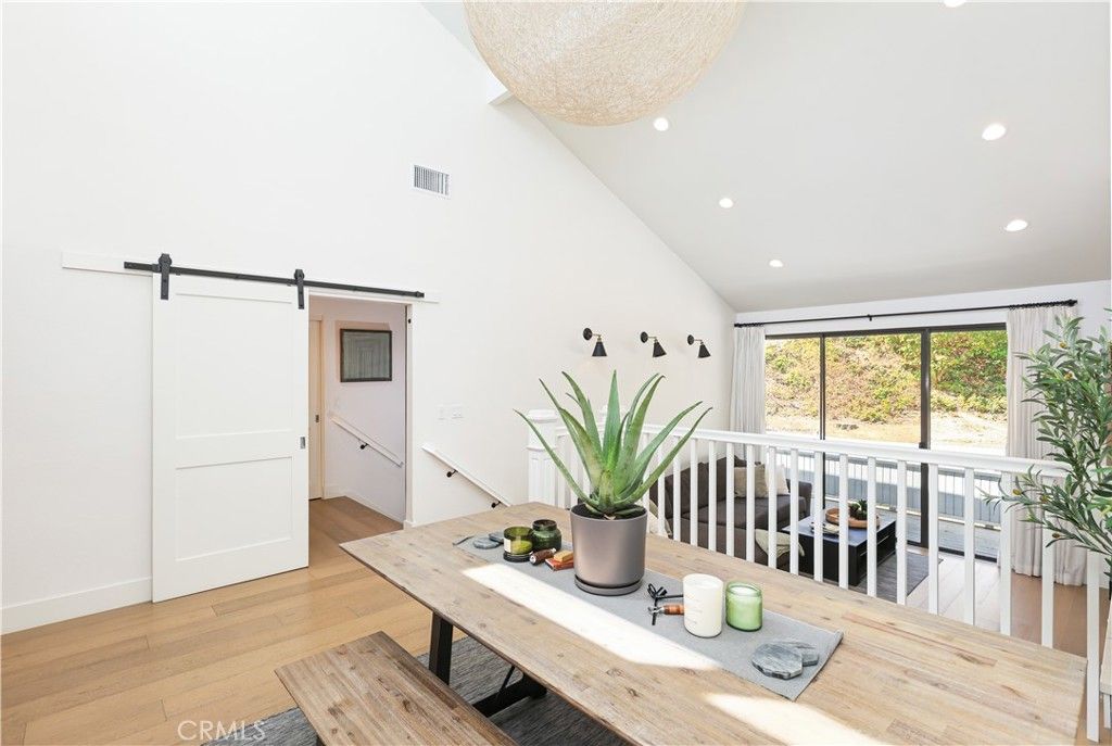 Image 8 of property listing at 10 Ima Loa Court, Newport Beach, CA 92663