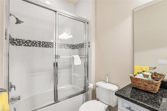 6624 Barbera LN, Naples, FL 34113