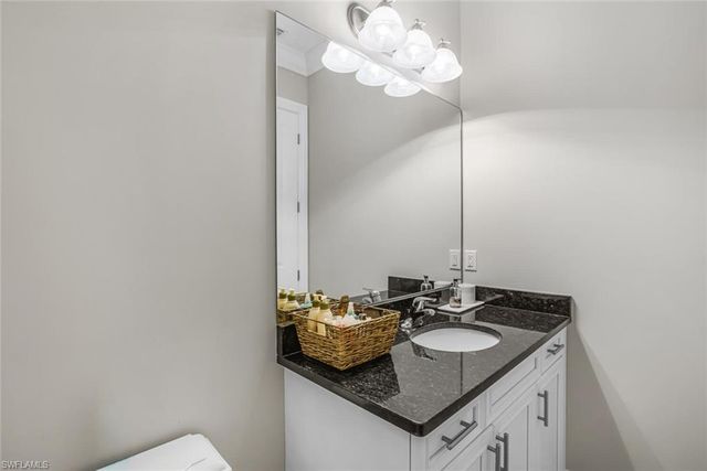 6624 Barbera LN, Naples, FL 34113