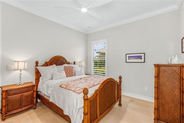 6624 Barbera LN, Naples, FL 34113