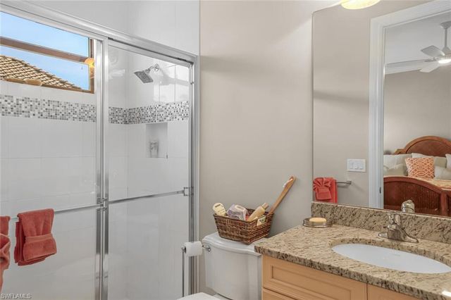 6624 Barbera LN, Naples, FL 34113