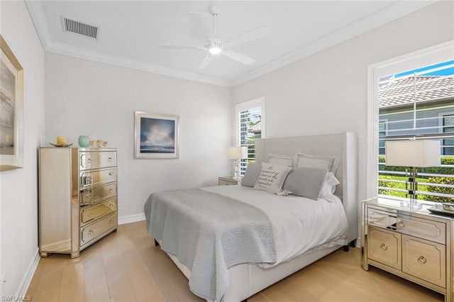 6624 Barbera LN, Naples, FL 34113