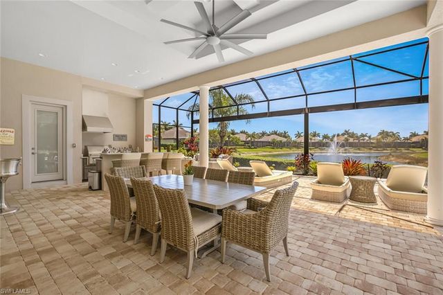 6624 Barbera LN, Naples, FL 34113