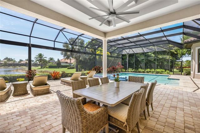 6624 Barbera LN, Naples, FL 34113