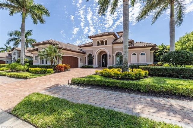 6624 Barbera LN, Naples, FL 34113