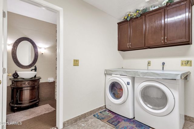 735 E GERONIMO Street, Chandler, AZ 85225