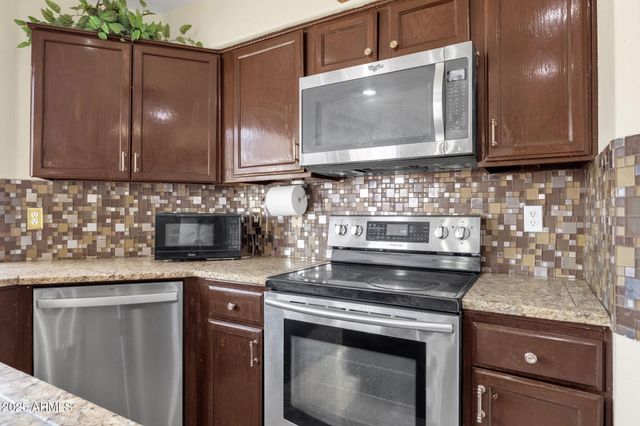 735 E GERONIMO Street, Chandler, AZ 85225