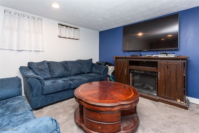 6657 Orchard Boulevard, Parma Heights, OH 44130