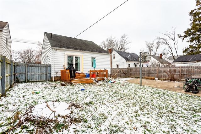 6657 Orchard Boulevard, Parma Heights, OH 44130