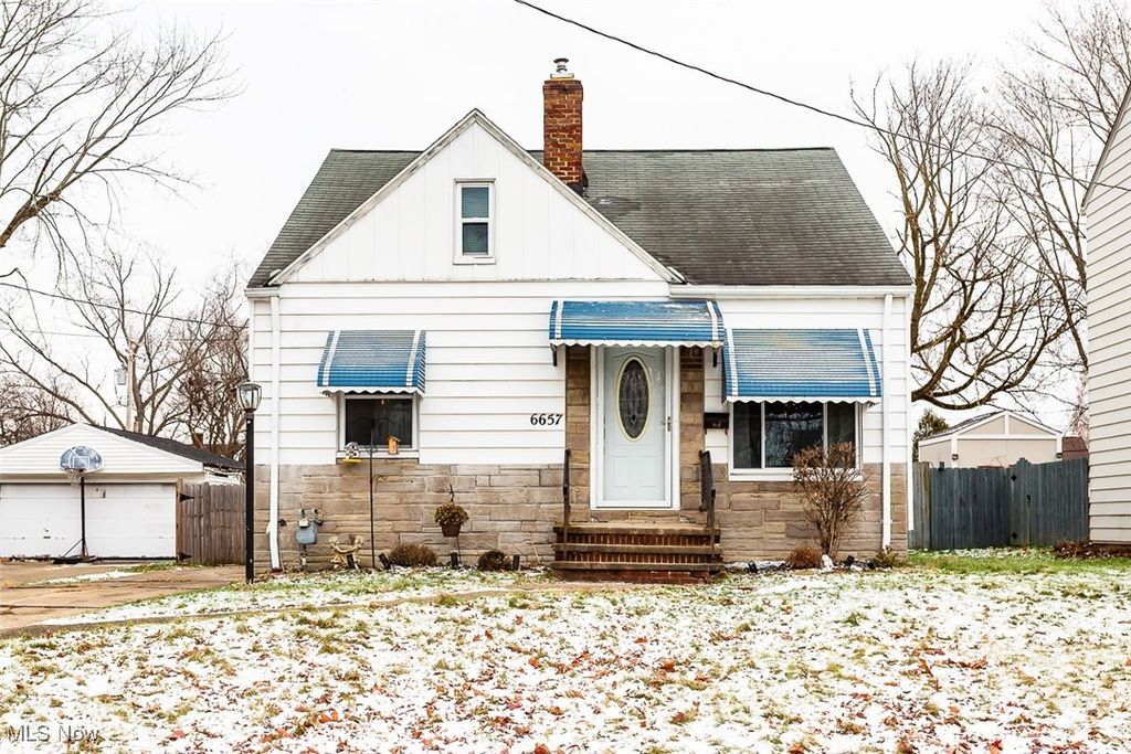 6657 Orchard Boulevard, Parma Heights, OH 44130